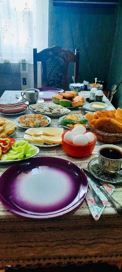 Sisi Guest House 쿠타이시 외부 사진